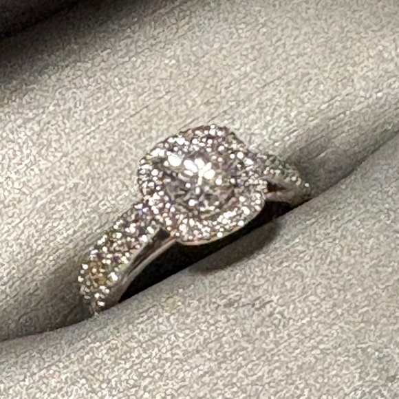 1CTW 14KWG 1/2CTR WEDDING RING - Picture 1 of 3